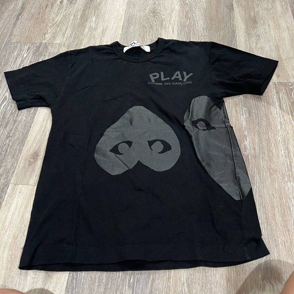 Comme des Garcons Tops - Comme De Garcons Black Heart Shirt Size Medium